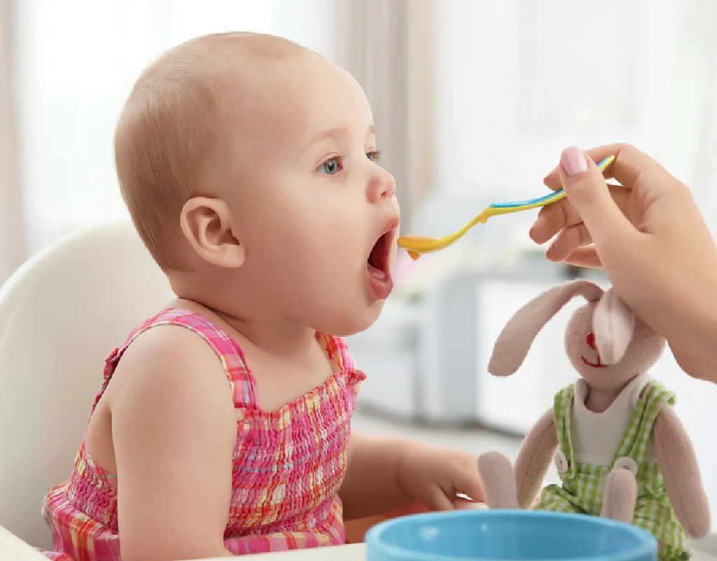 Feeding Your Little One: Top Picks for Baby's First Foods