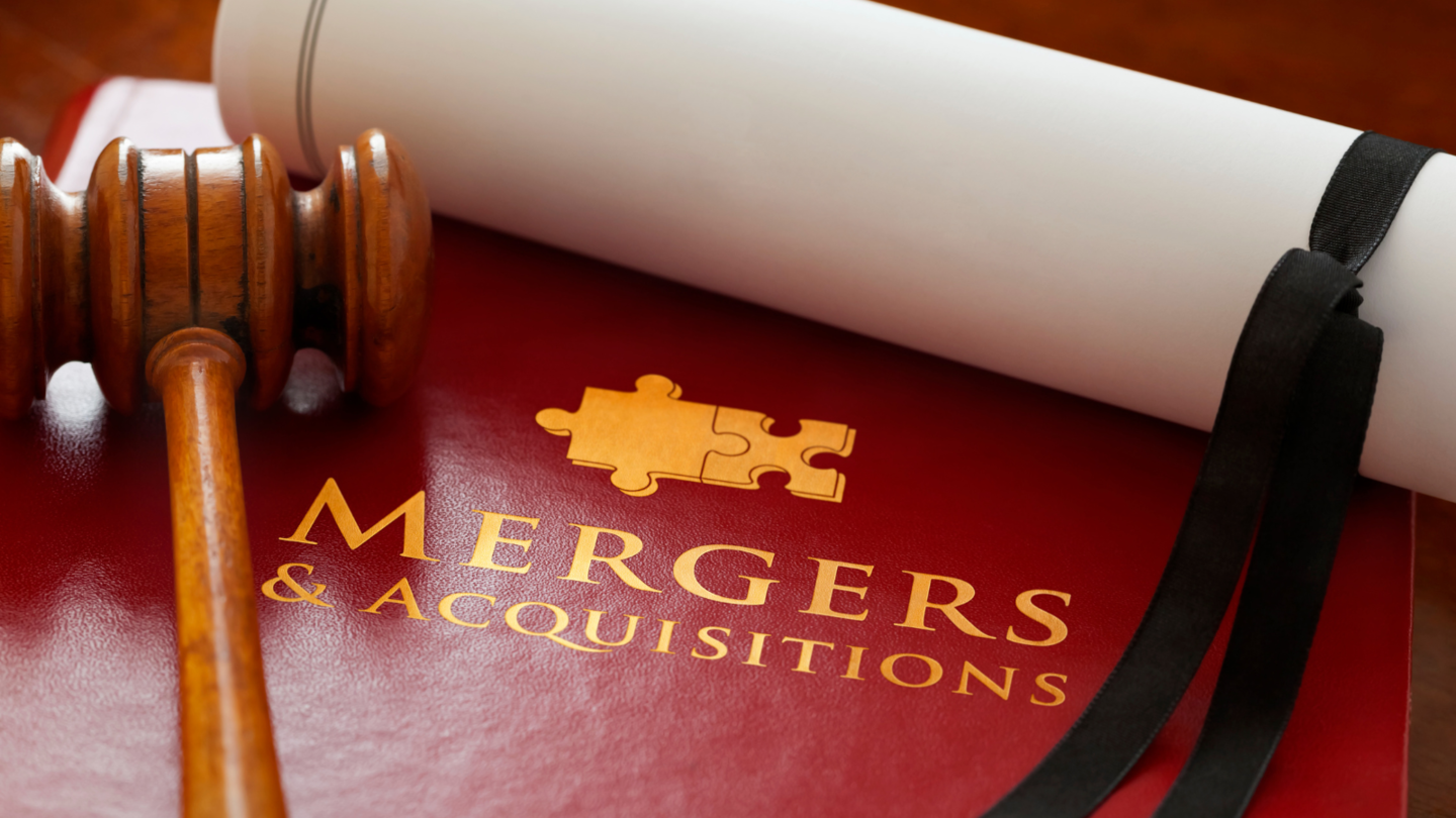 Key Legal Considerations in Mergers & Acquisitions: Insights from a Lawyer